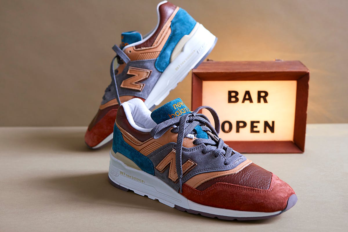 new balance 997 brown